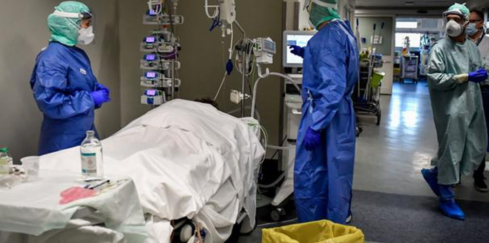 السبب وراء الحالات القاتلة من كورونا.. دراسة حديثة تجيب