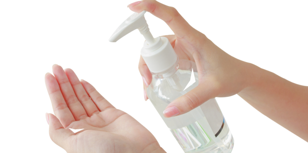 بعضها قد تكون خطيرة.. أخطاء ينصح بعدم ارتكابها عند استخدام المعقم