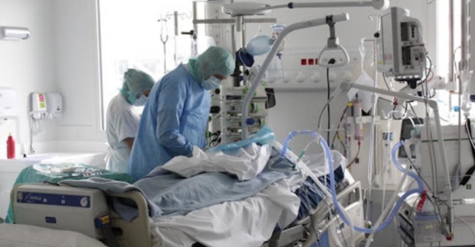 أطباء: الأشخاص الذين يعانون من هذه الأمراض أكثر عرضة للوفاة بسبب كورونا