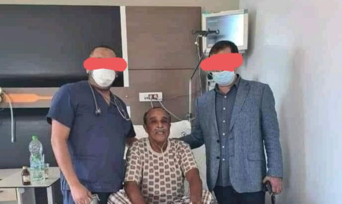 الله يشافيه من كلشي.. سعيد الناصري « يصارع الموت » بالإشهار! (صورة وفيديو)
