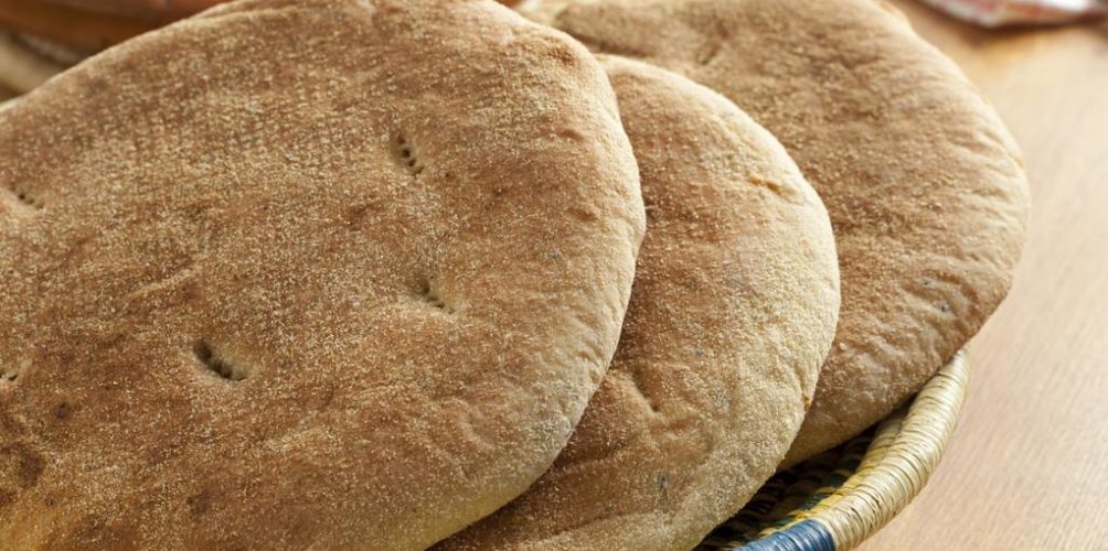 لمحاربة كورونا.. علماء يدعون إلى إضافة فيتامين « د » إلى الخبز أو الحليب