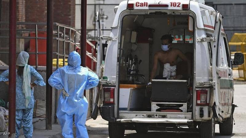 تزامنا مع تفشي كورونا.. مرض غامض يقتل شخصا ويدخل المئات إلى المستشفيات في الهند