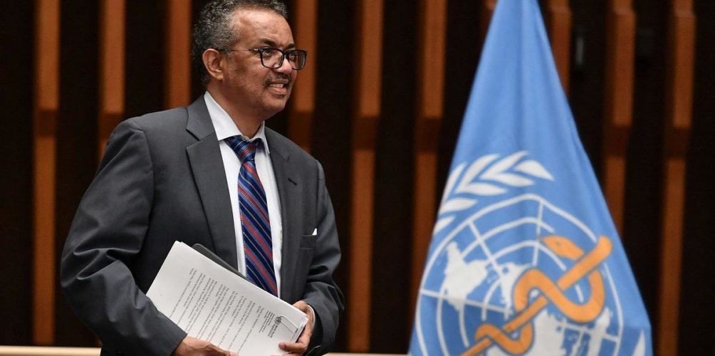 منظمة الصحة العالمية تزف خبرا متفائلا: يمكن أن يبدأ في الحلم بنهاية وباء كورونا