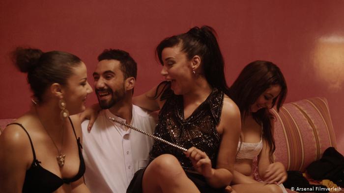 بعد منع عرضه في المغرب.. فيلم &laquo;&nbsp;الزين اللي فيك&nbsp;&raquo; قريبا على &laquo;&nbsp;نيتفليكس&nbsp;&raquo;