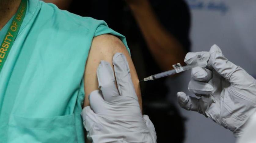 بروفيسور: بداية التلقيح ما كيعنيش نسمحو الإجراءات الاحترازية… وممكن نرجعو للحياة الطبيعة فماي