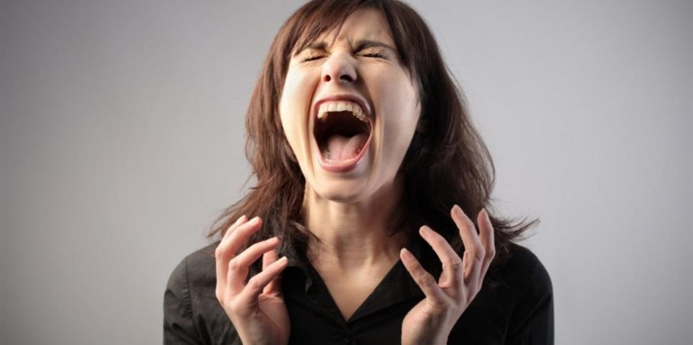 دراسة: الصراخ قد يكون مفيدا لصحة النساء!