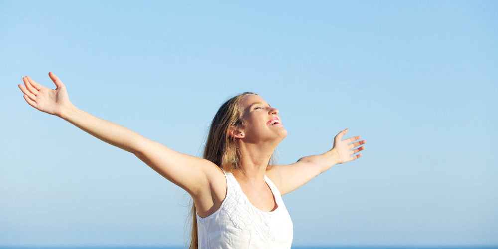 للرفع من هرمون السعادة.. أخصائي يوضح لـ »لالة بلوس » ما يجب فعله!