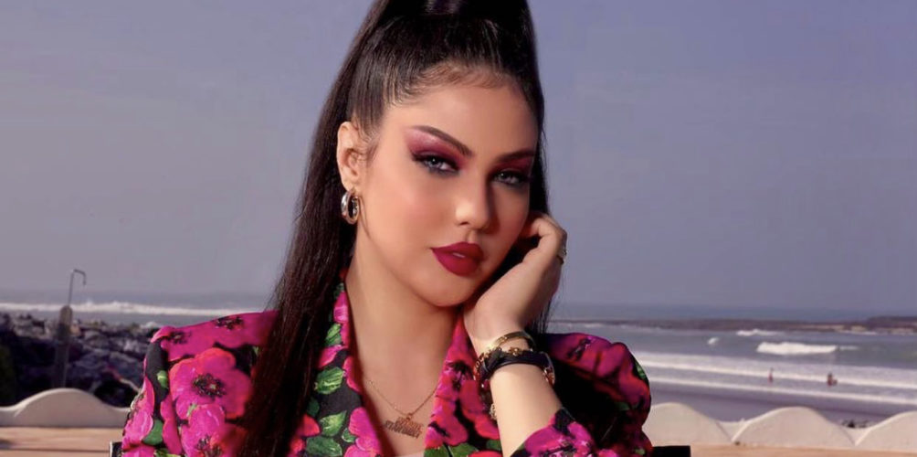 اخترقوا صفحتها على الفايس بوك.. ابتسام تسكت تحذر متابعيها (صورة)