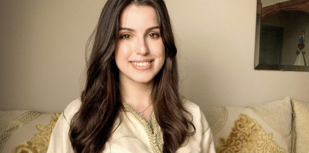 ما بقى ما يعجب.. اليوتيوبر أميرة مرتاضي تتعرض للتحرش وتضطر إلى مسامحة المتحرشين