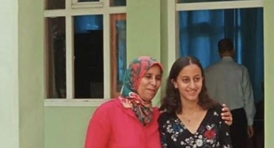 تطمح ولوج كلية الطب أو إحدى مؤسسات الهندسة.. أمينة زروالي صاحبة أعلى معدل في الباكالوريا