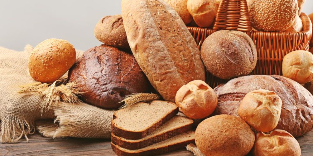 بينها خبز القمح الكامل.. أفضل أنواع الخبز للصحة