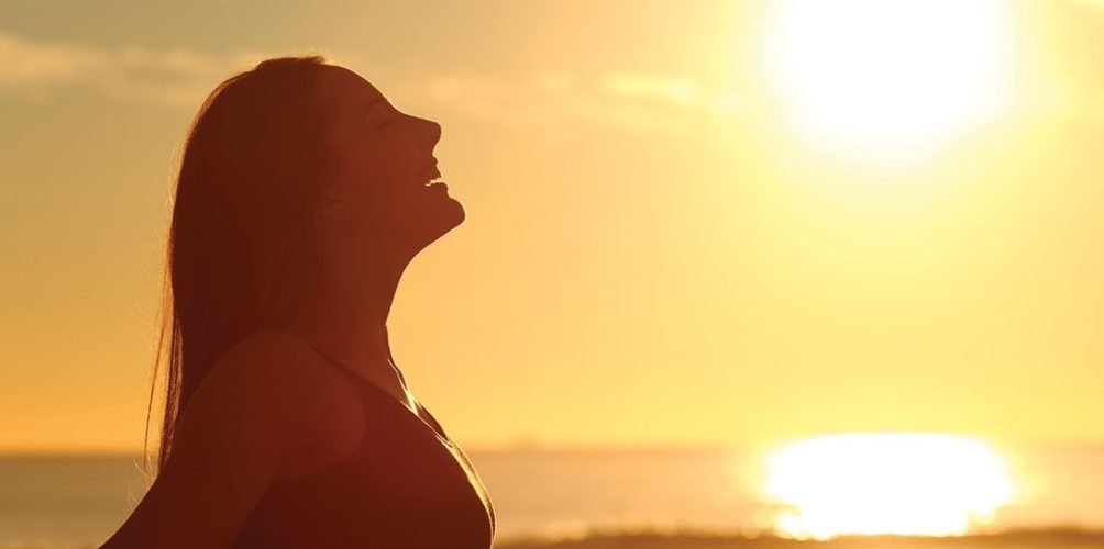 أشعة الشمس ودورها في تحسين المزاج.. أبحاث تجيب