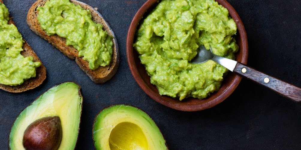 تقي من عدة أمراض.. لهذا عليكم إضافة الأفوكادو إلى وجباتكم الغذائية