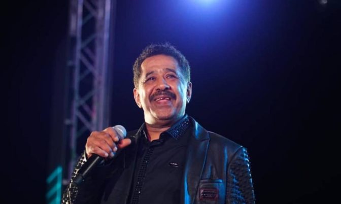 في مصر..الشاب خالد يشعل منصة الساحل الشمالي