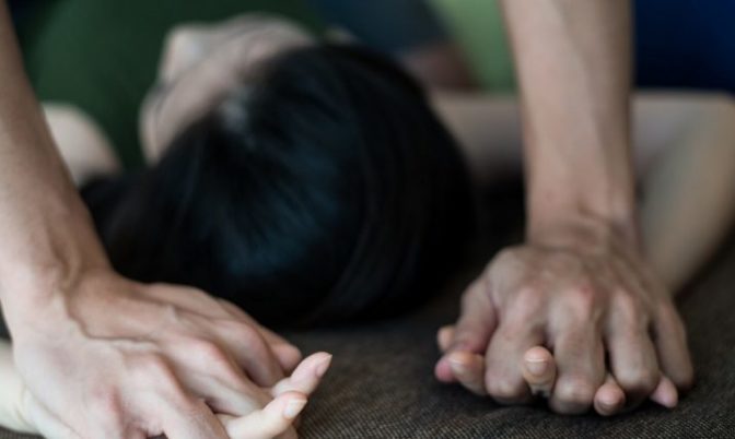 ما بقى ما يعجب.. إحالة ممثل شهير للمحاكمة بتهمة التحرش وهتك عرض 7 فتيات