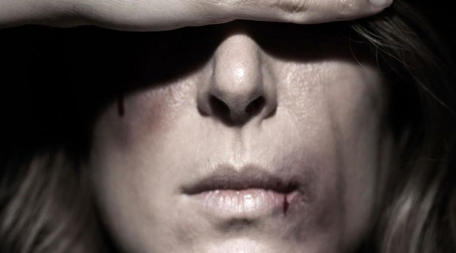 مصلحة الدراسات بمديرية الشرطة القضائية: تسجيل أزيد من 61 ألف قضية عنف ضد النساء منذ بداية 2021