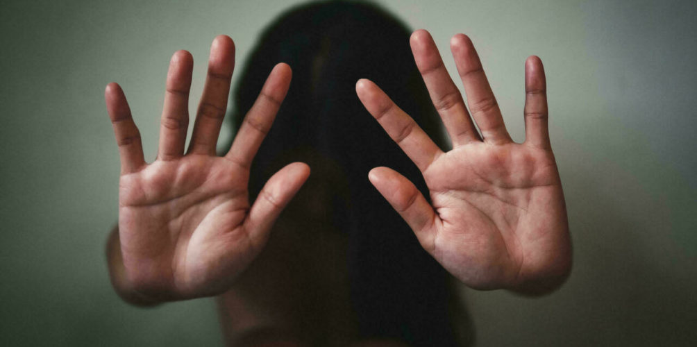 لوضع حد للاعتداءات الجنسية.. سياسيون وحقوقيون يناقشون « حقوق الضحايا في مواجهة الفئوية السياسية » (فيديو)