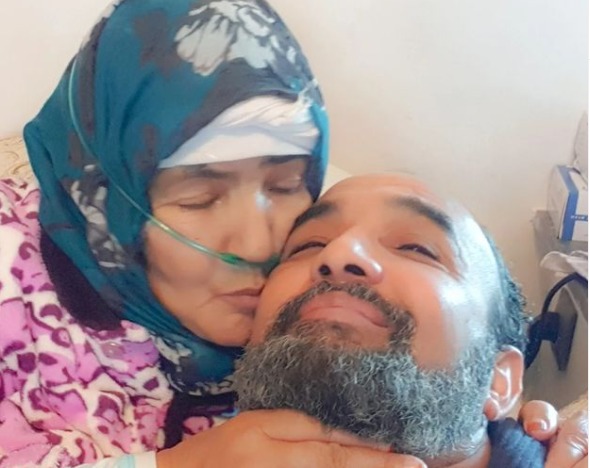 رشيد الوالي عن والدته:&nbsp;&raquo;دائما أخاف وهي تقبلني أن تكون القبلة الأخيرة&nbsp;&raquo;