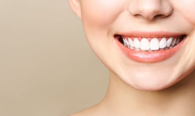 مضاعفات في القلب والأوعية الدموية.. نتائج صحية خطيرة قد تترتب على إهمال صحة الفم