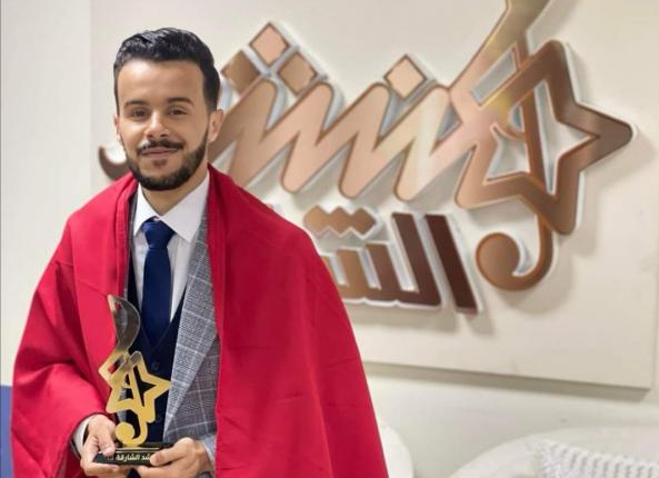 (بعد ياسين الأشهب.. المغربي زكرياء الزيرك يفوز بلقب منشد الشارقة (صور
