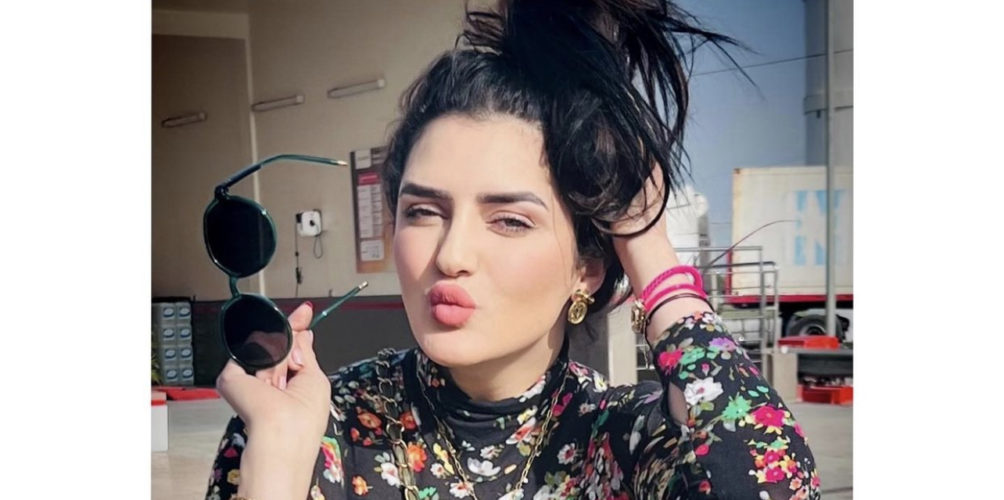 نرجس الحلاق: حاولت ننتحر ملي كانت عندي 7 سنين… كنت كنتعرض للتعنيف والضرب (فيديو)