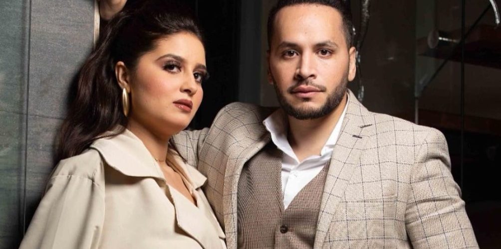 وصفوها ب »خطافة الرجالة ».. زوجة أبو جاد ترد على منتقديها وتوجه رسالة لطليقة زوجها