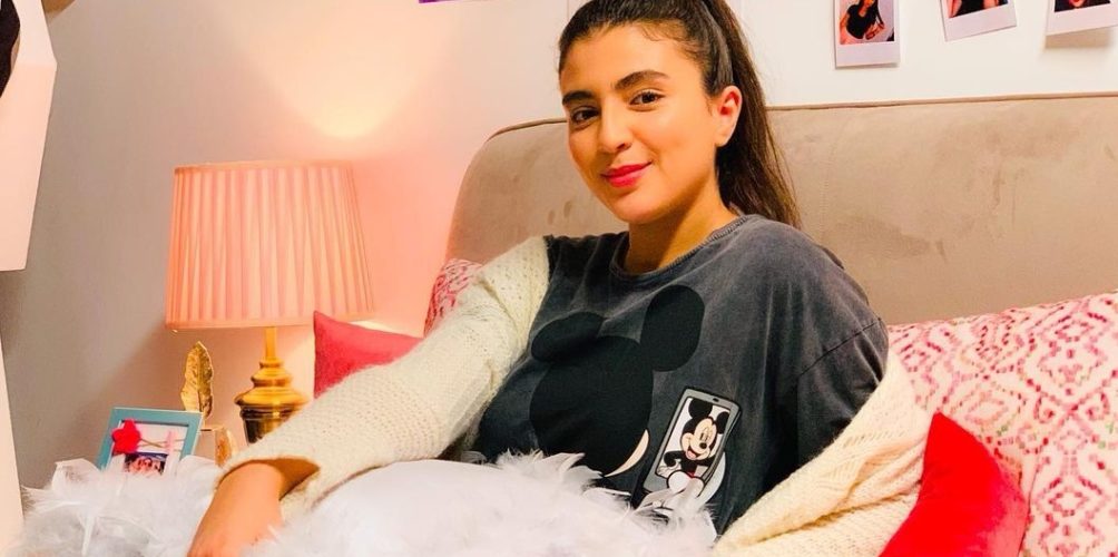 إلى جانب التمثيل هي حاصلة على الإجازة في الأدب الإنجليزي.. ابنة « عمر المعطاوي » تنال إعجاب مغاربة (فيديو)