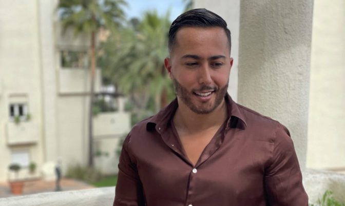 بعد ظهوره في فيديو يسب ويشتم بكلام نابي.. أيمن السرحاني يقدم اعتذاره لجمهوره ويعبر عن ندمه (فيديو)