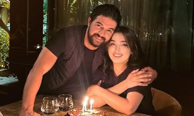 في عيد ميلاد فرح الفاسي.. الأخيرة وزوجها يفندان إشاعة انفصالهما بصورة رومانسية