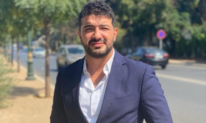 حمزة الفيلالي :خوكم كيدوز من واحد الأزمة نفسية…وكنطلب منكم الدعاء (صورة)