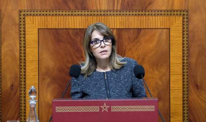 ما نساتهمش.. فاطمة خير تطالب في البرلمان بدعم الفنانين في وضعية هشة