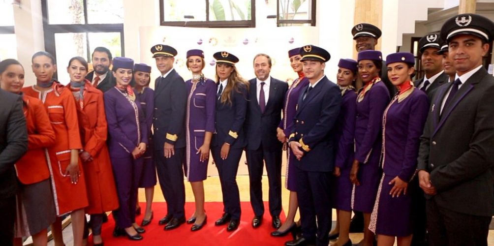 بمعايير عالمية.. تصميم جديد للزي الرسمي لمضيفات « لارام » يجمع بين الفخامة والأناقة (صور)