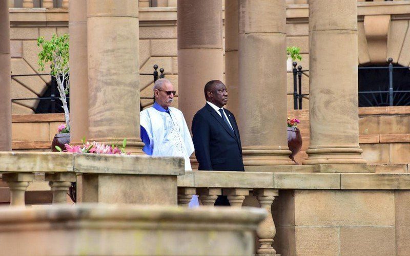 استقبال مستفز « لبنبطوش ».. الرمضاني يدعو إلى مقاطعة اقتصادية لجنوب إفريقيا