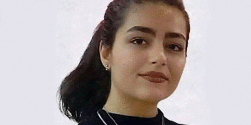 تبلغ 15 عاماً.. وفاة قاصر بعد اعتداء السلطات الإيرانية عليها بالضرب