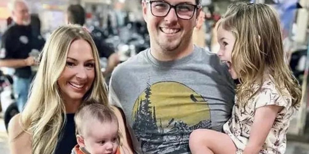 جراء هجوم كلبين.. مقتل طفلين وإصابة أمهما