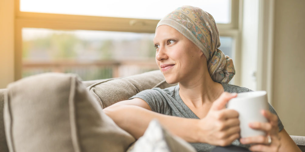 معجزة.. سيدة تتغلب على 12 ورما بينها 5 سرطانية