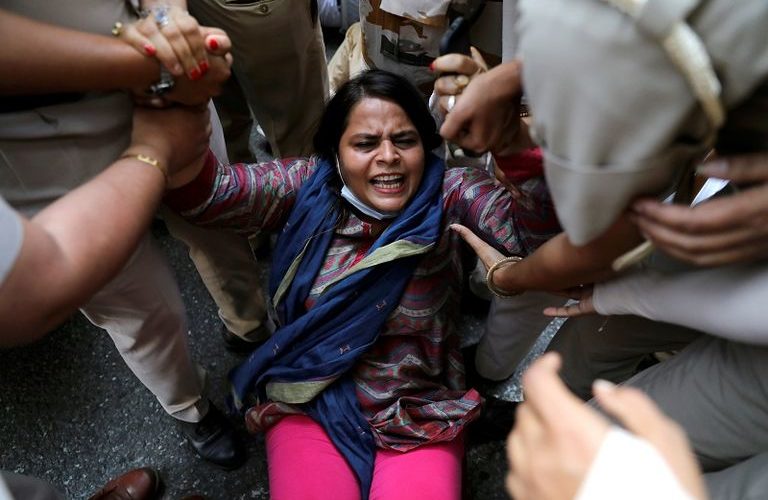 انتهاك جسيم.. الهند تحظُر اختبار « الإصبعين » على ضحايا الاغتصاب