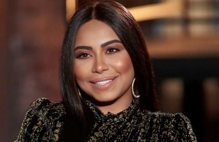 أخيرا.. شيرين عبد الوهاب خارج أسوار المستشفى