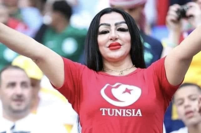 بعد تعرضها للتنمر.. تعاطف واسع مع مشجعة تونسية