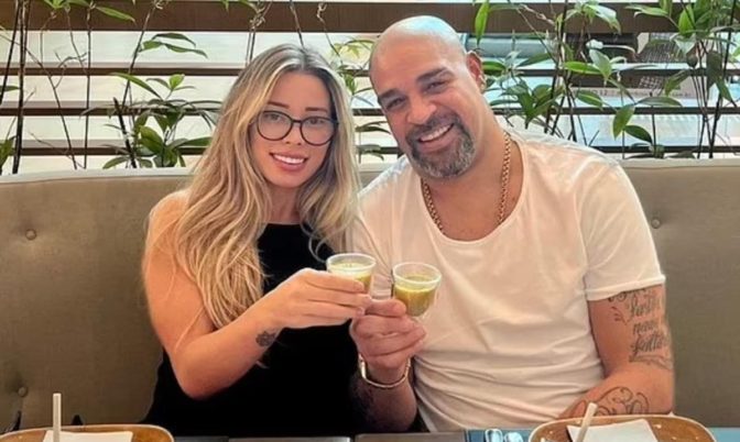 بعد زواج دام 24 يوما.. نجم منتخب البرازيل السابق أدريانو يُطلق زوجته بسبب مباريات المونديال