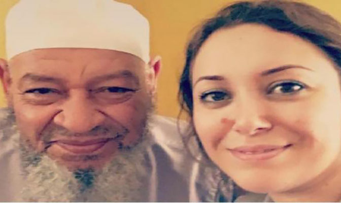ابنة بلخياط: والدي يؤدي مناسك العمرة هو بخير
