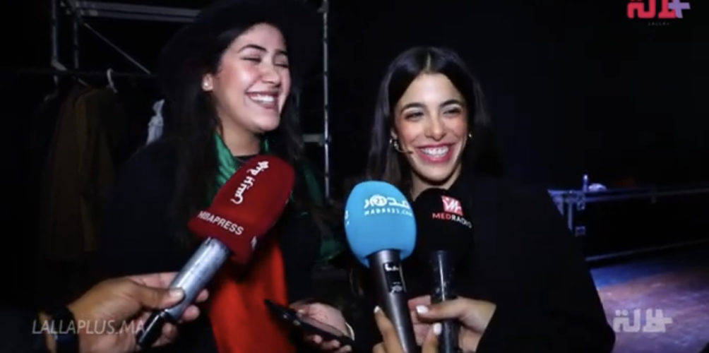أصولها مغربية.. إسرائيلية تغني النشيد الوطني بإتقان (فيديو)