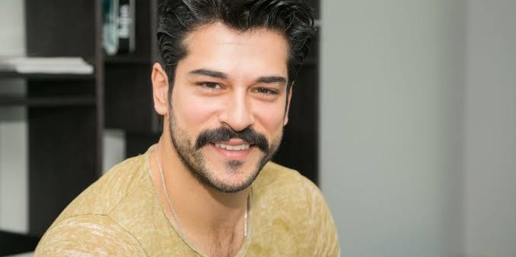 شجع رونالدو بدل أسود الأطلس.. مغاربة وعرب يهاجمون الممثل التركي بوراك أوزجيفيت