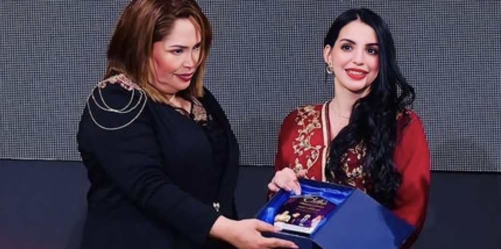 حصلت على لقب « أحسن يوتيوبر ».. أسماء بيوتي تثير الجدل