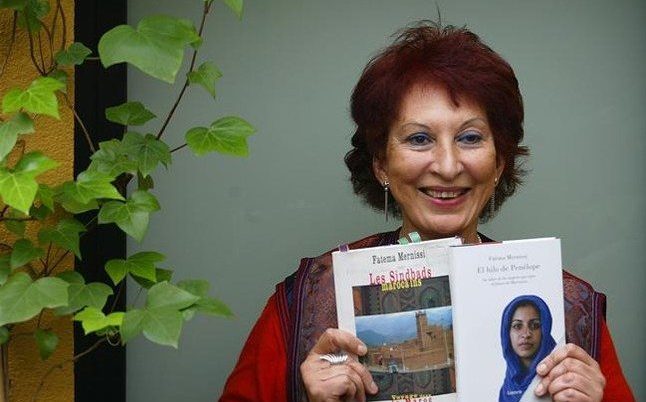 « سيدة مرموقة ».. جامعة القاضي عياض في مراكش تكرم الراحلة فاطمة المرنيسي