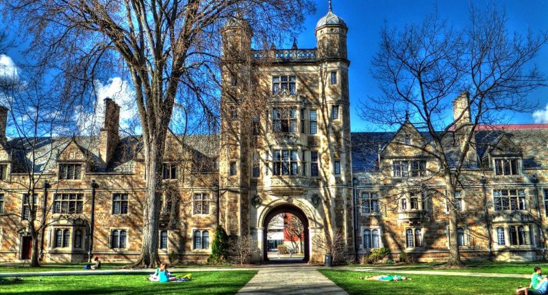 كفاءة مغربية.. مسار متميز للأستاذة الجامعية سكينة الأمراني في أمريكا