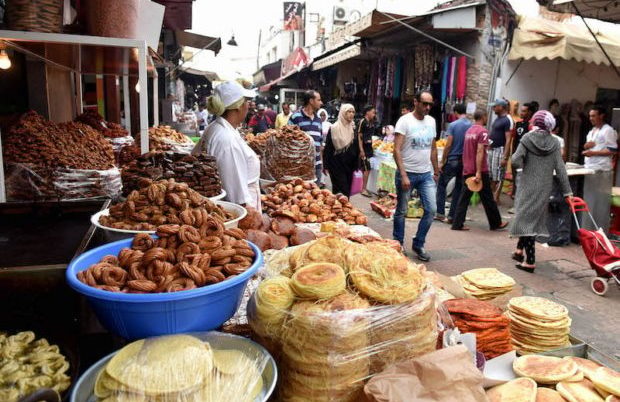 مقارنة بباقي الأشهر.. استهلاك المواد الغذائية يرتفع خلال رمضان بنسبة تصل إلى 50 في المائة