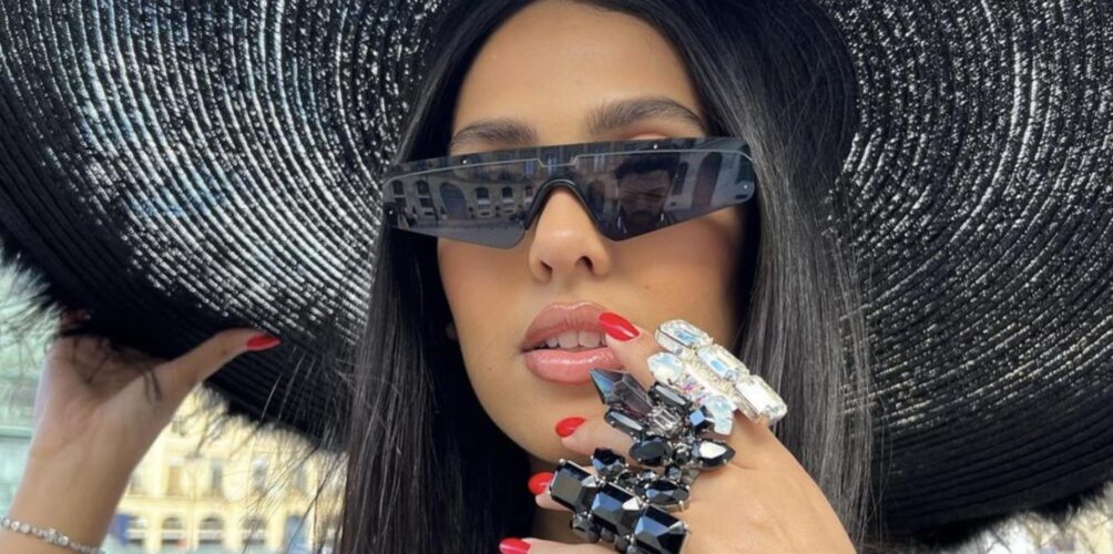 ترويجا لأحدث أعمالها الفنية.. منال بنشليخة تحذف جميع منشوراتها على إنستغرام (صورة)