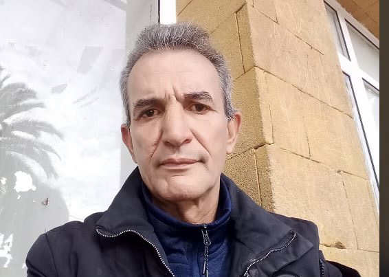 ظهر في فيديو « متشردا » وفي حالة « غير طبيعية ».. عبد الغني الصناك يلجأ إلى القضاء وفنانون يتضامنون معه
