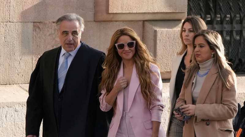 في قضية التهرب الضريبي.. الحكم على شاكيرا بالسجن 3 سنوات مع وقف التنفيذ